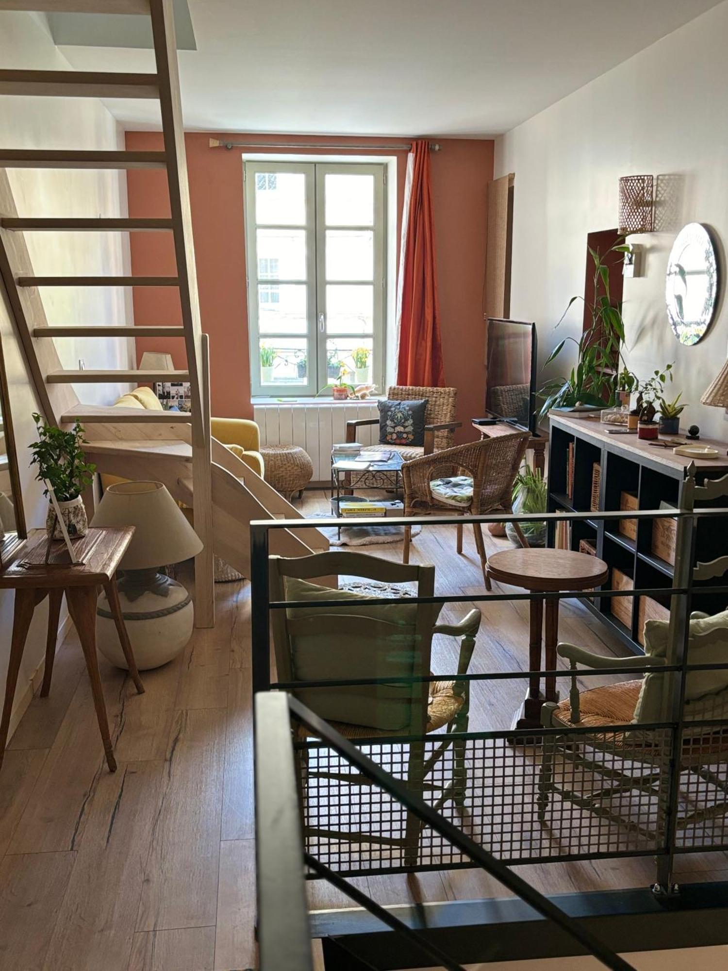 La Maison D'Aromarie 图尔尼 外观 照片